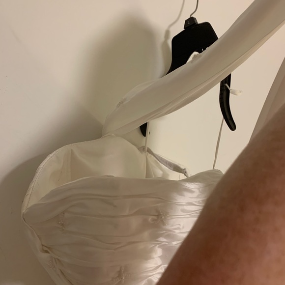 NWOT wedding dress - Picture 4 of 6